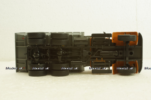 Краз-256Б1 самосвал оранжевый/серый, АвтоИстория 1:43
