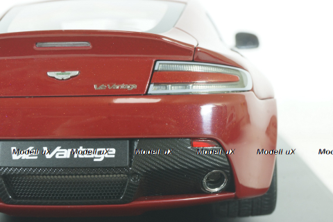 Aston Martin V12 Vantage, 2-010, red, 70208, AutoArt 1:18