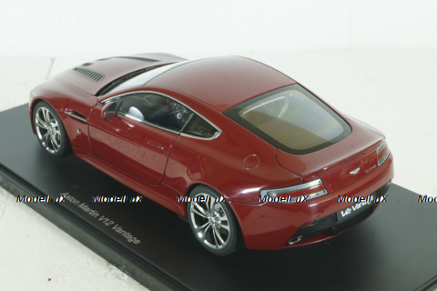 Aston Martin V12 Vantage, 2-010, red, 70208, AutoArt 1:18