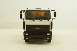 Маз-6516 8х4 самосвал, белый/желтый, АвтоИстория 1:43