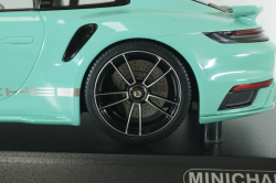 Porsche 911 (992) Turbo S with Sport Design Package 2021, green, 155069175, Minichamps 1:18