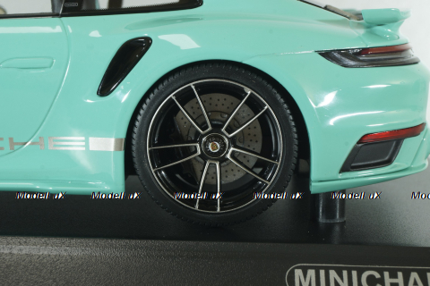 Porsche 911 (992) Turbo S with Sport Design Package 2021, green, 155069175, Minichamps 1:18