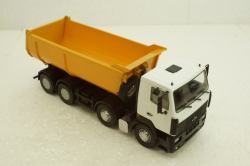 Маз-6516 8х4 самосвал, белый/желтый, АвтоИстория 1:43