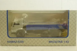 Камаз-5320 бортовой 1976, серый/синий, Автоистория 1:43