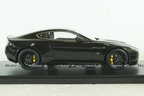 Aston Martin V12 Vantage S, 2015, black, 70252, AutoArt 1:18