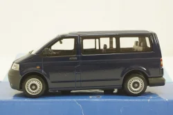 Volkswagen T5 Caravella  blue, Cararama 1:43