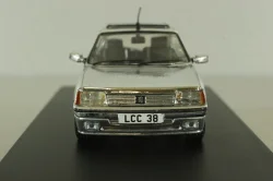 Peugeot 205 GTI 1.9 VA12705, Vanguards 1:43