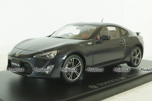 Toyota 86 "LIMITED" (Asian Version/RHD), grey metallic, 2012, 78772, AutoArt 1:18
