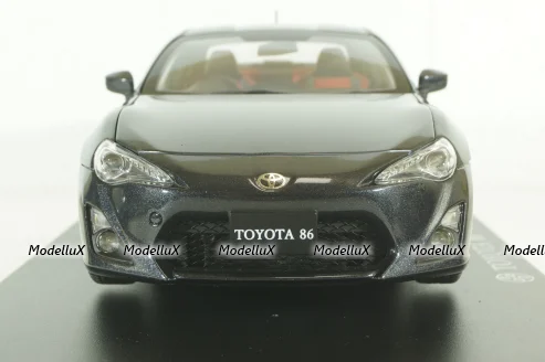 Toyota 86 "LIMITED" (Asian Version/RHD), grey metallic, 2012, 78772, AutoArt 1:18