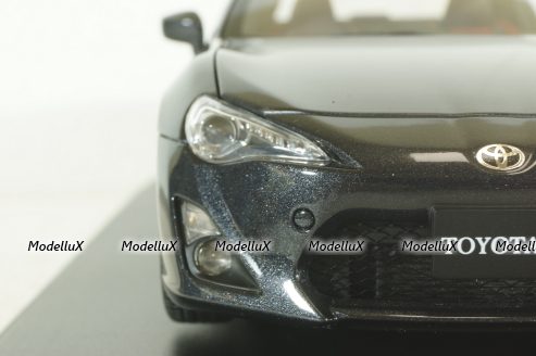 Toyota 86 "LIMITED" (Asian Version/RHD), grey metallic, 2012, 78772, AutoArt 1:18