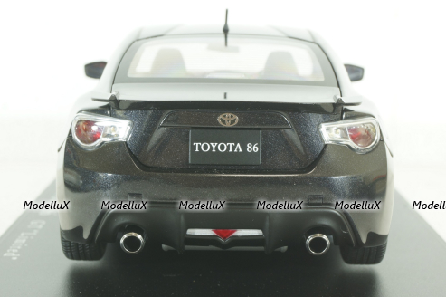 Toyota 86 "LIMITED" (Asian Version/RHD), grey metallic, 2012, 78772, AutoArt 1:18