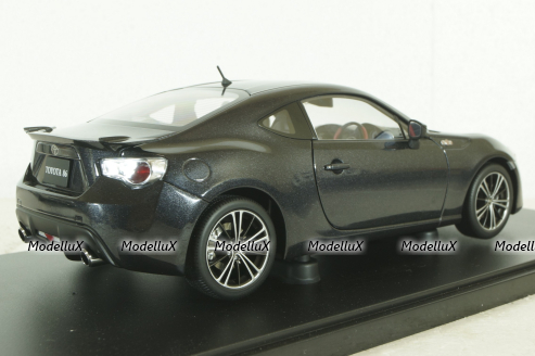Toyota 86 "LIMITED" (Asian Version/RHD), grey metallic, 2012, 78772, AutoArt 1:18