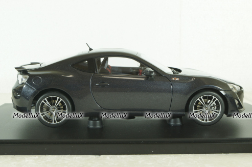 Toyota 86 "LIMITED" (Asian Version/RHD), grey metallic, 2012, 78772, AutoArt 1:18