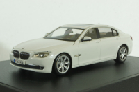 BMW 750Li (F02) 2009, white, 80420445201, Minichamps 1:43