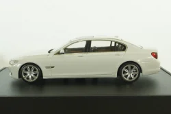 BMW 750Li (F02) 2009, white, 80420445201, Minichamps 1:43