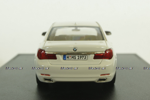 BMW 750Li (F02) 2009, white, 80420445201, Minichamps 1:43