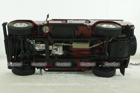 Land Rover Defender 110, red, Century Dragon 1:18