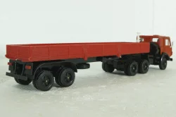 Камаз-5410, с полуприцепом красный,Элекон 1:43