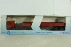 Камаз-5410, с полуприцепом красный,Элекон 1:43
