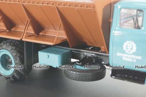 ЗСК-Ф-15 на шасси Зил-133Г1, TruckTyr 1:43