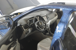 Jeep Cherokee 2019, blue, Paudi 1:18