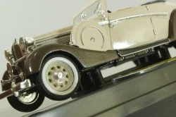 Maybach SW38 Cabriolet (open) Spohn 1937, beige, 43705, Signature Model 1:43