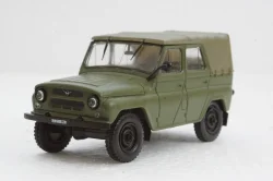 Уаз-469Б, зеленый, Автолегенды СССР 1:43
