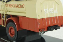 Маз-5334 ТЗ-500 завода "Красный молот", TruckTyr 1:43