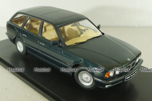 BMW 5er Serie (E34) Touring 1996, dark green, T9-1800401, Triple 9 1:18