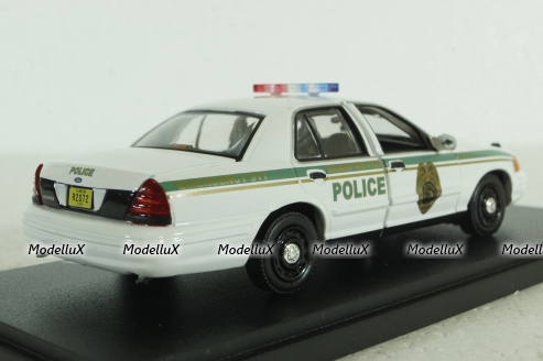 Ford Crown Victoria Miami Police from serial Dexter 2001, 86613, Greenlight 1:43