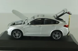 BMW X4 (F26) 2015, silver, Herpa 1:43