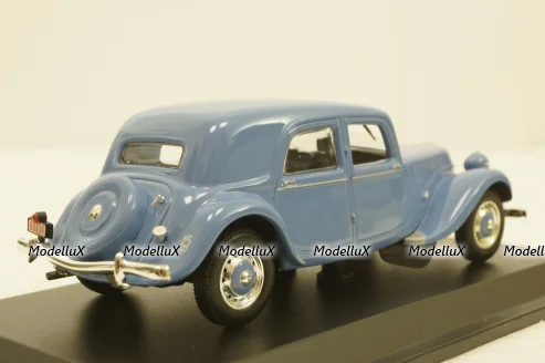 Citroen Traction 15 Six berline belge 1949, blue Atlas 1:43