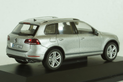 Volkswagen Touareg 2010 silver, Schuco 1:43