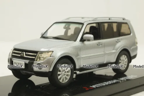 Mitsubishi Pajero Wagon 4 2008, Silver, SunStar 1:43
