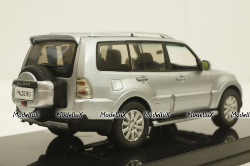 Mitsubishi Pajero Wagon 4 2008, Silver, SunStar 1:43