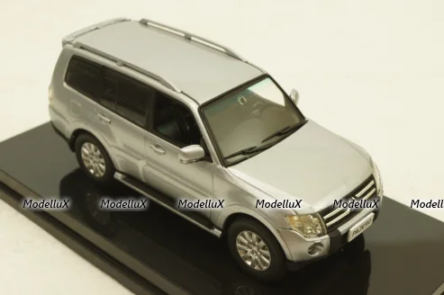 Mitsubishi Pajero Wagon 4 2008, Silver, SunStar 1:43