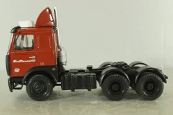 Маз-64226 тягач Совтрансавто, красный By.Volk 1:43