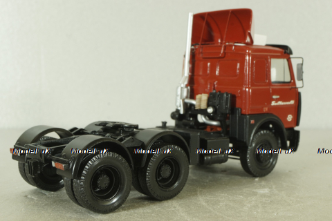 Маз-64226 тягач Совтрансавто, красный By.Volk 1:43