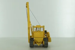 ТГ-124 трубоукладчик на базе Т-130 1980, охра, Трэкс 1:43