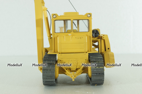 ТГ-124 трубоукладчик на базе Т-130 1980, охра, Трэкс 1:43