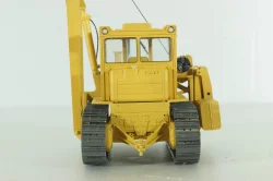 ТГ-124 трубоукладчик на базе Т-130 1980, охра, Трэкс 1:43