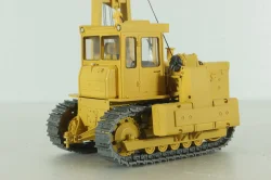 ТГ-124 трубоукладчик на базе Т-130 1980, охра, Трэкс 1:43