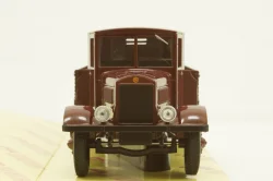 Я-8 бордовый, Н274, Наш Автопром 1:43