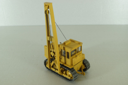 ТГ-124 трубоукладчик на базе Т-130 1980, охра, Трэкс 1:43