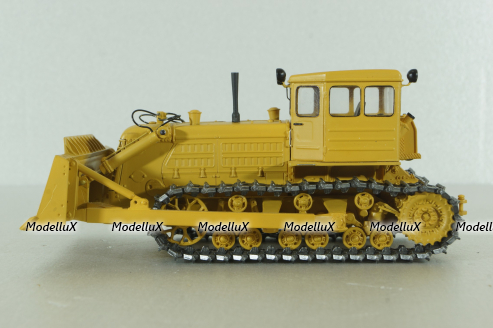ДЗ-24 гидравлический бульдозер на базе Т-180Г 1960, охра, Трэкс 1:43