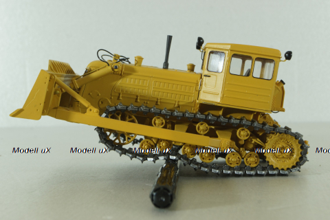 ДЗ-24 гидравлический бульдозер на базе Т-180Г 1960, охра, Трэкс 1:43