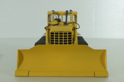 ДЗ-24 гидравлический бульдозер на базе Т-180Г 1960, охра, Трэкс 1:43
