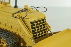 ДЗ-24 гидравлический бульдозер на базе Т-180Г 1960, охра, Трэкс 1:43