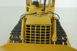 ДЗ-24 гидравлический бульдозер на базе Т-180Г 1960, охра, Трэкс 1:43