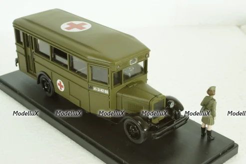 Зис-8 медицинский, с фигуркой санитарки, Miniclassic 1:43